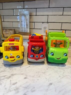 Fisher-Price Yellow, Red & Green Happy Face Vehicle Trio with Driver Figures